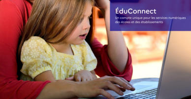 Image de couverture EduConnect, Parent et enfant sur ordinateur