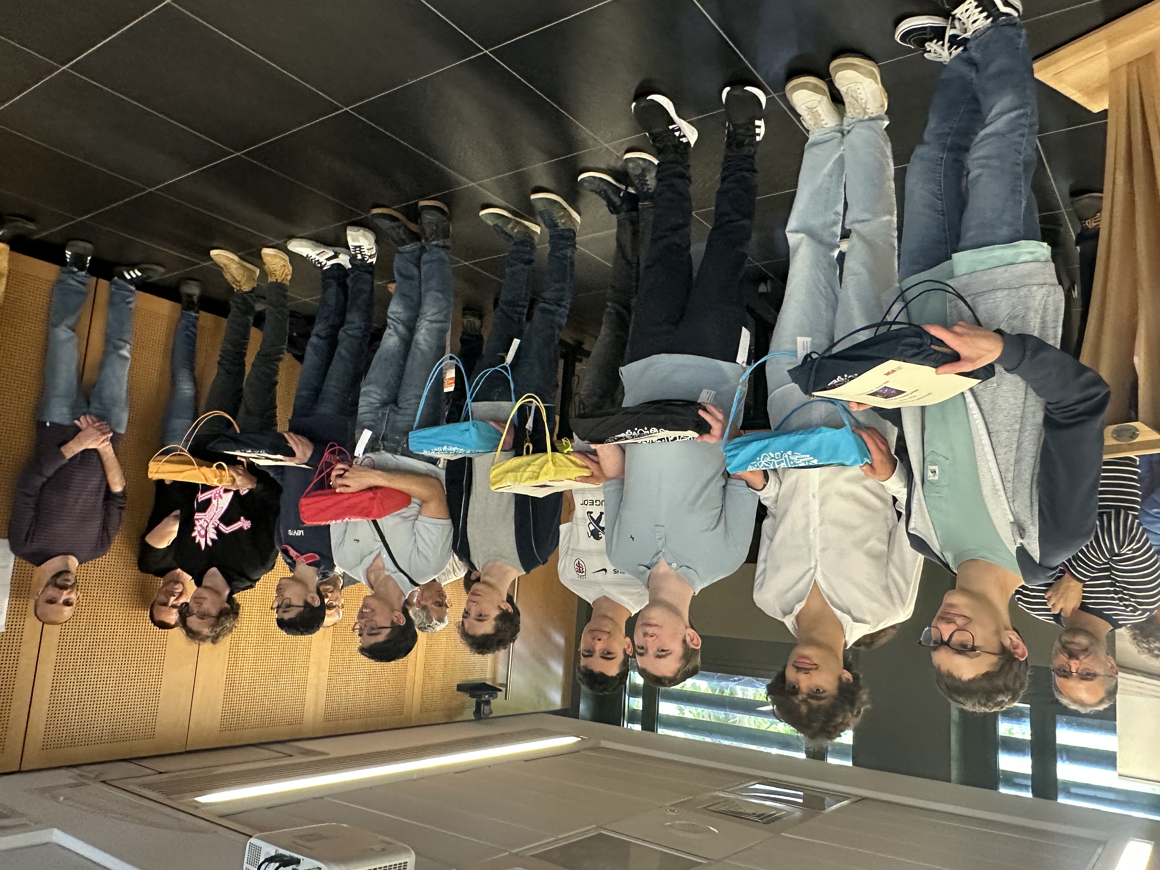 groupe de 9 lauréats