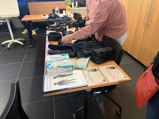 CARDIE - Sensi Handi 7