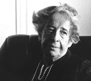 Hannah_Arendt_1975_Auteur inconnuUnknown author, Public domain, via Wikimedia Commons