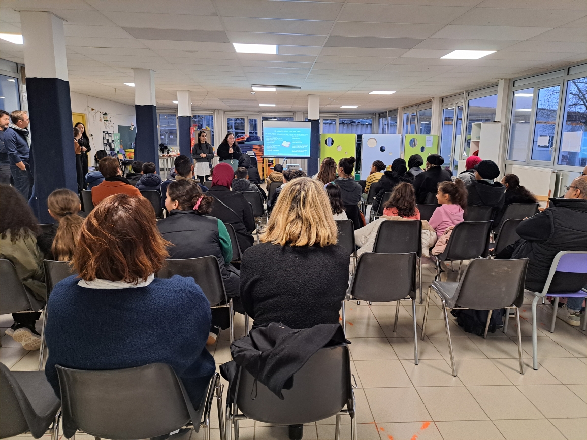 Lecture partagée à l'école Brel à Montauban